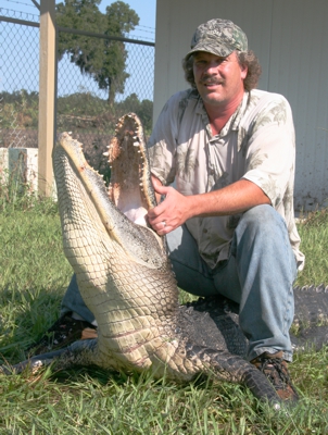 Bill 10'1" gator